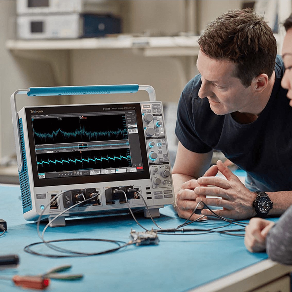 [ TEKTRONIX KETHLEY ] MSO44B 4-BW-1500  4채널 디지탈 오실로스코프 4CH/1.5GHz/6.25GS/31.25M